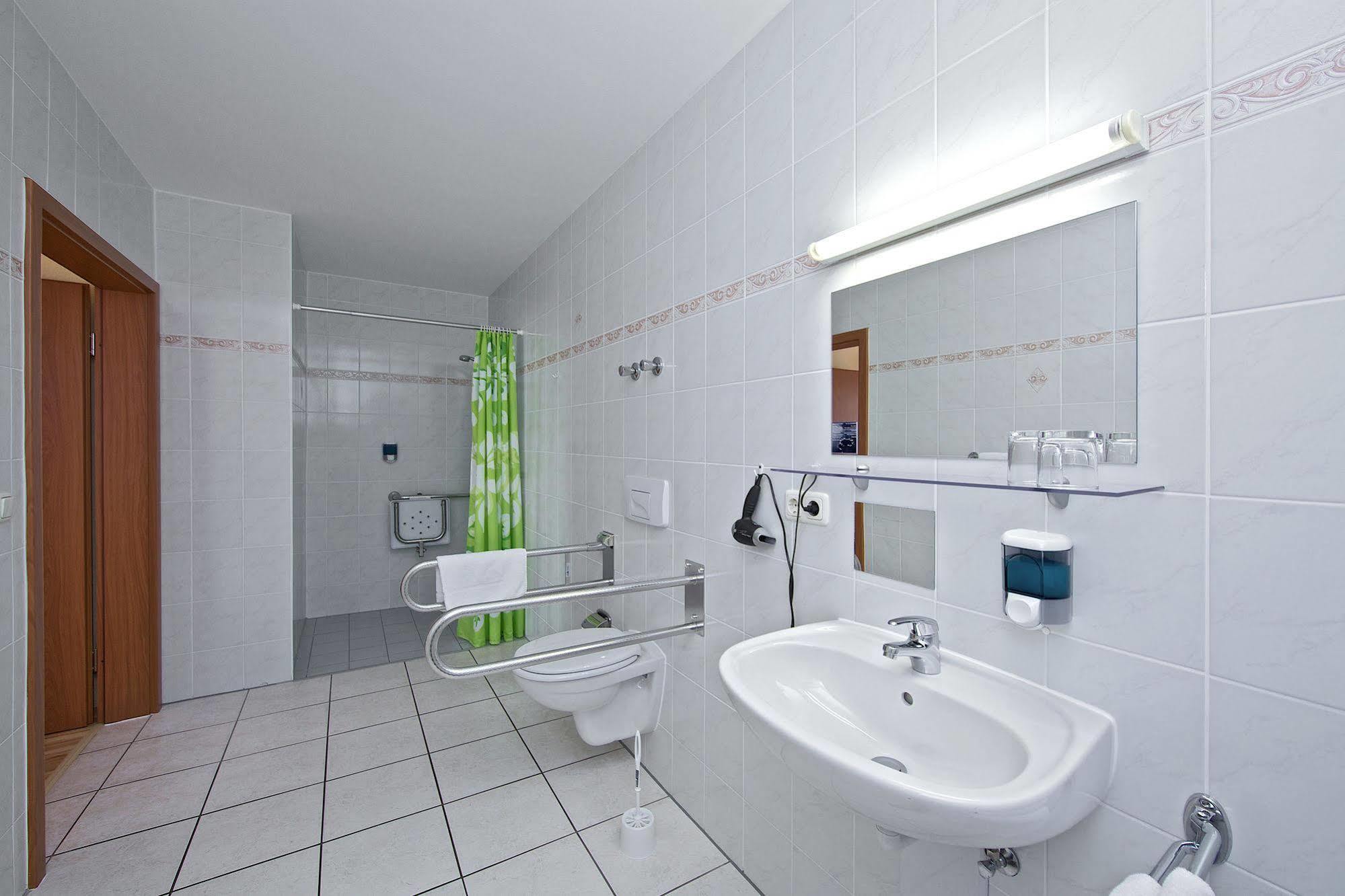 Hotel Reichskrone Heidenau  Bagian luar foto